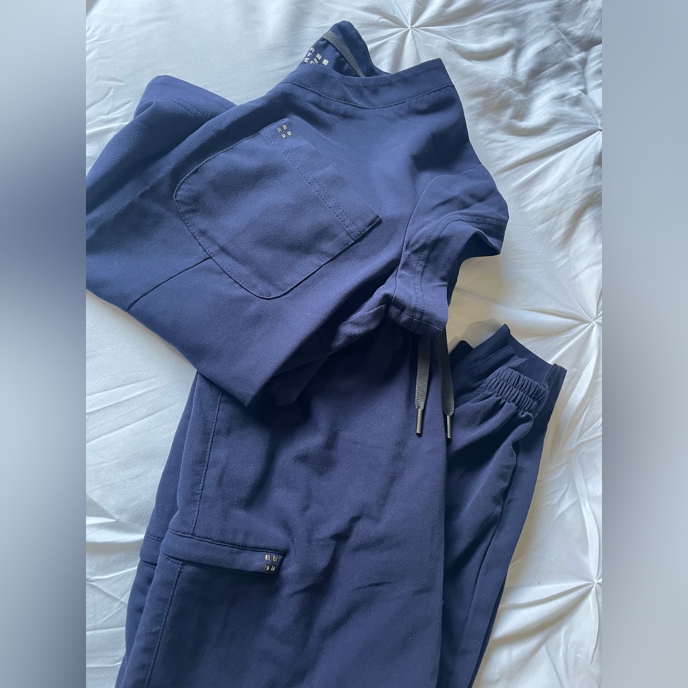 White Cross scrub set